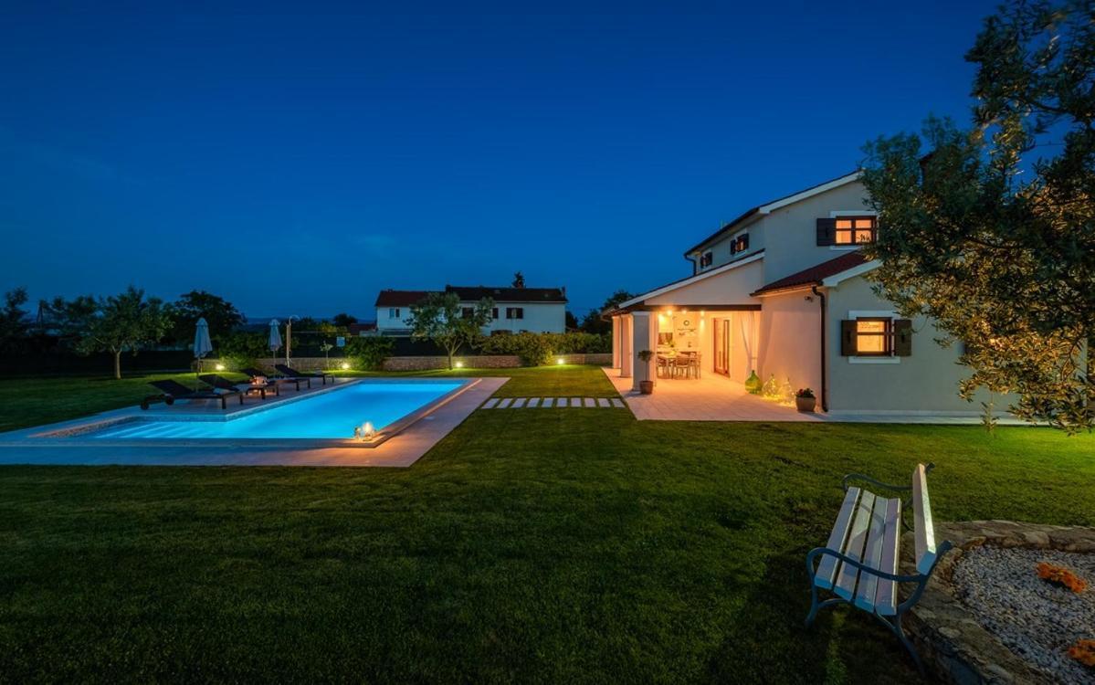 Villa Zara Marcana Exterior photo