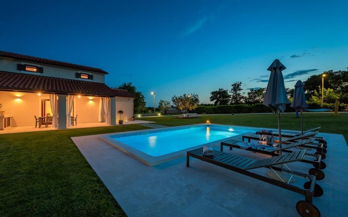Villa Zara Marcana Exterior photo
