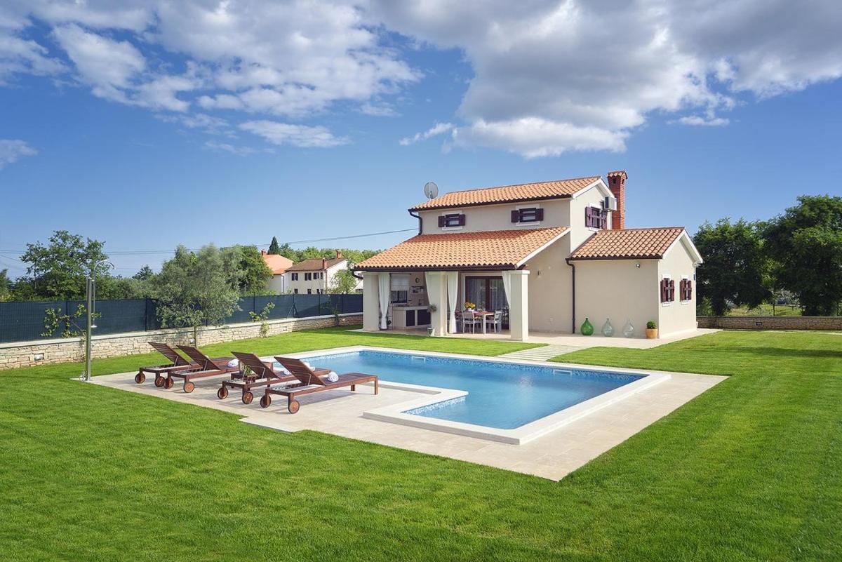 Villa Zara Marcana Exterior photo